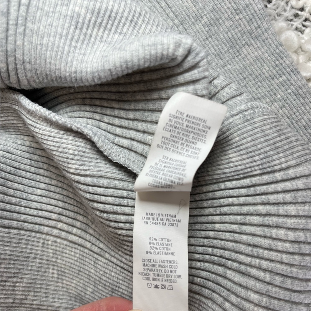 Aerie Women’s Gray Ribbed Long-Sleeve Henley Top Size XXL - Picture 8 of 8